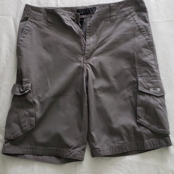 Oakley Other - Oakley cargo shorts Men size 34